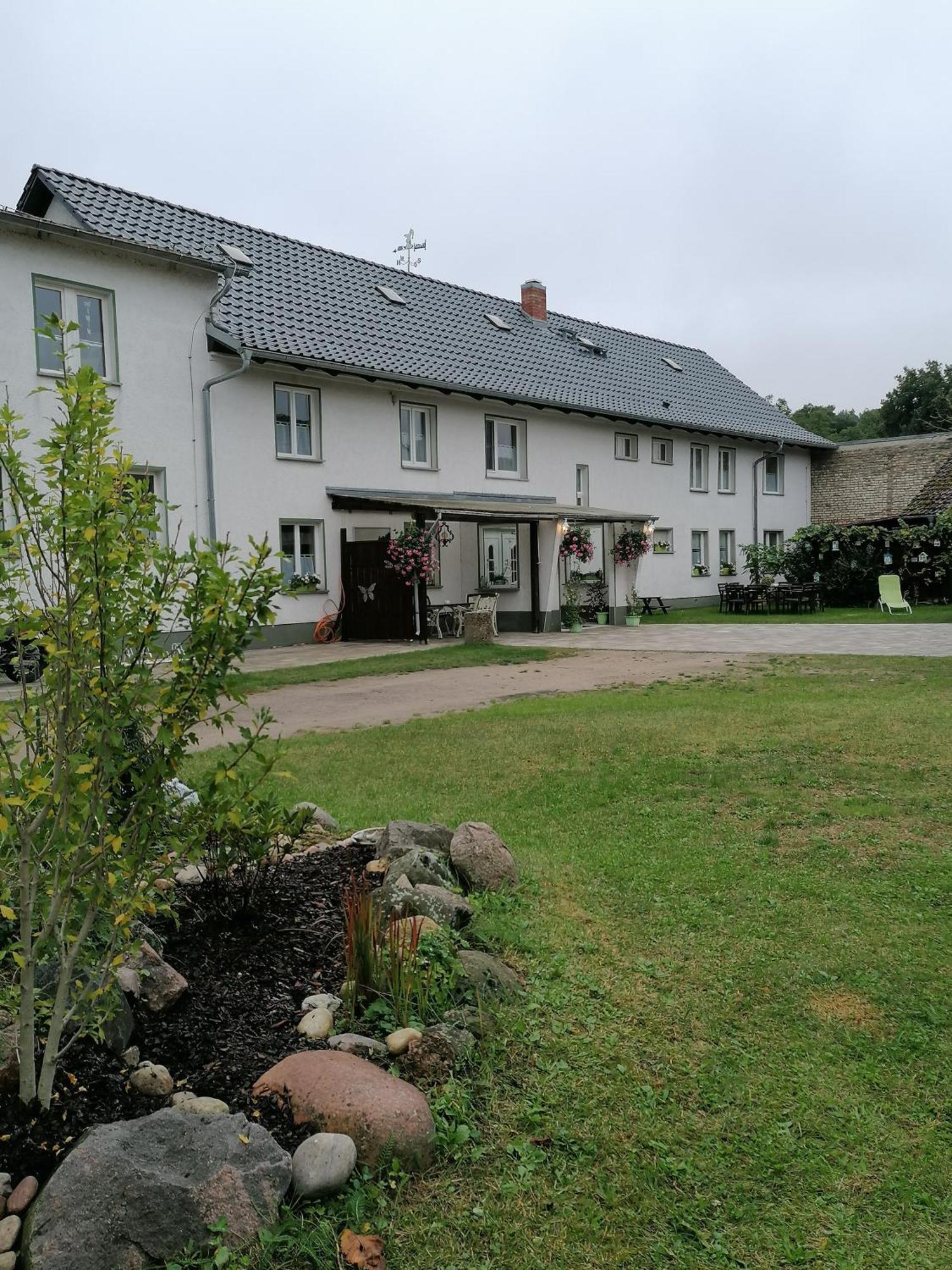 "Maerkische Traube" Idyllisches Gaestehaus Fuer Selbsversorger Zesch Esterno foto