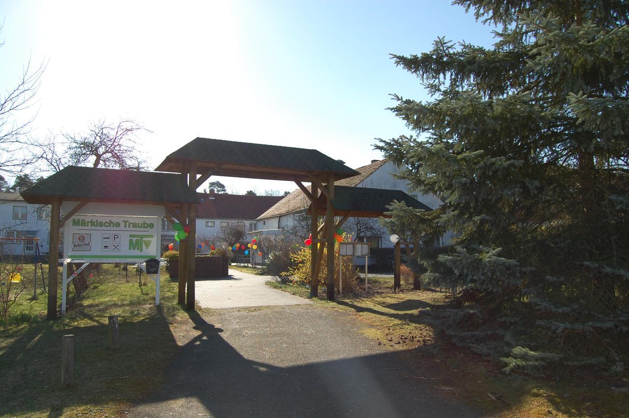"Maerkische Traube" Idyllisches Gaestehaus Fuer Selbsversorger Zesch Esterno foto